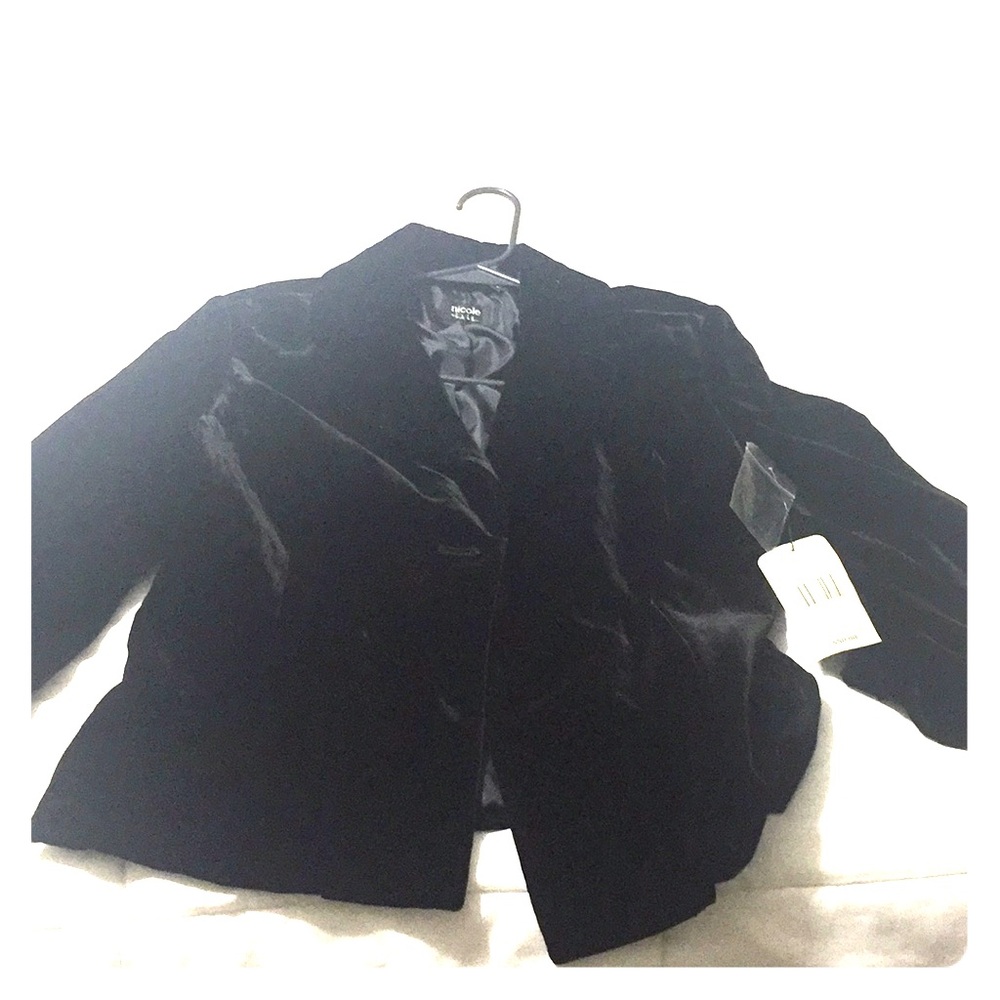 Velvet 3/4 sleeve blazer